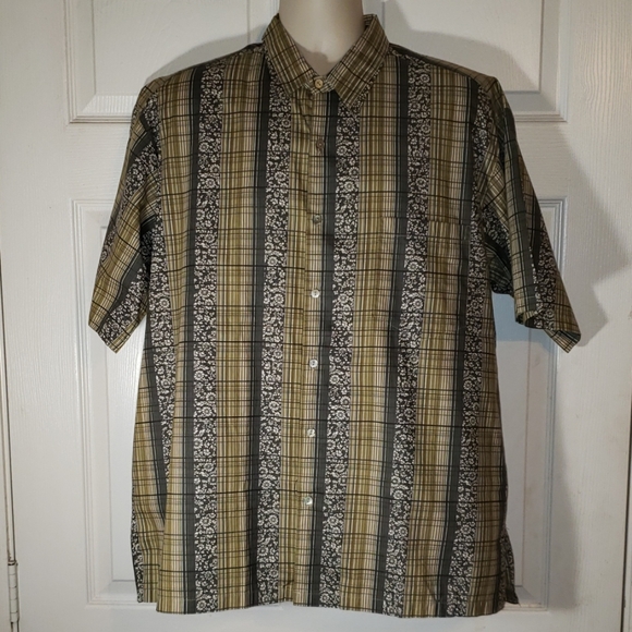 Tori Richard Other - Tori richard men's xl s/s green button shirt